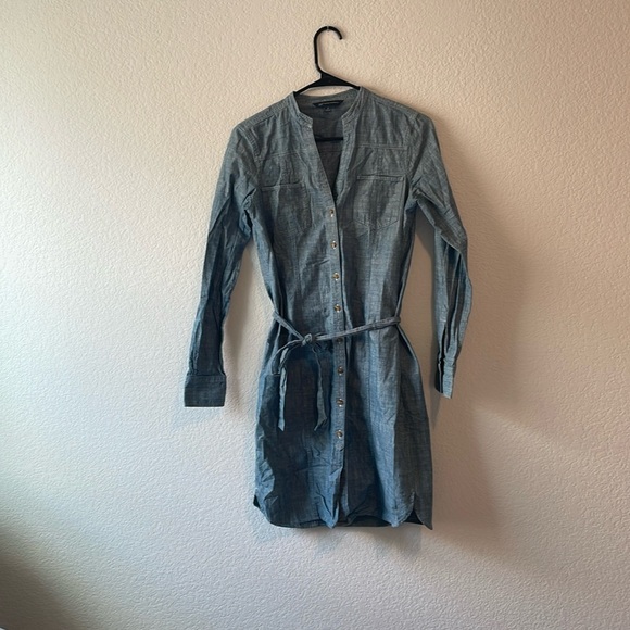 Brooks Brothers Dresses & Skirts - Brooks Brothers size 2 100% cotton belted denim shirt dress